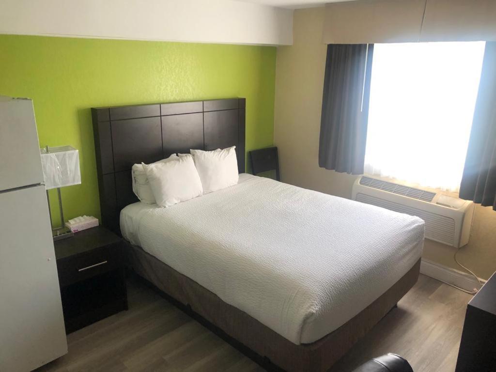 Wallaceburg Inn Esterno foto